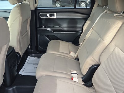 2023 Ford Explorer Base