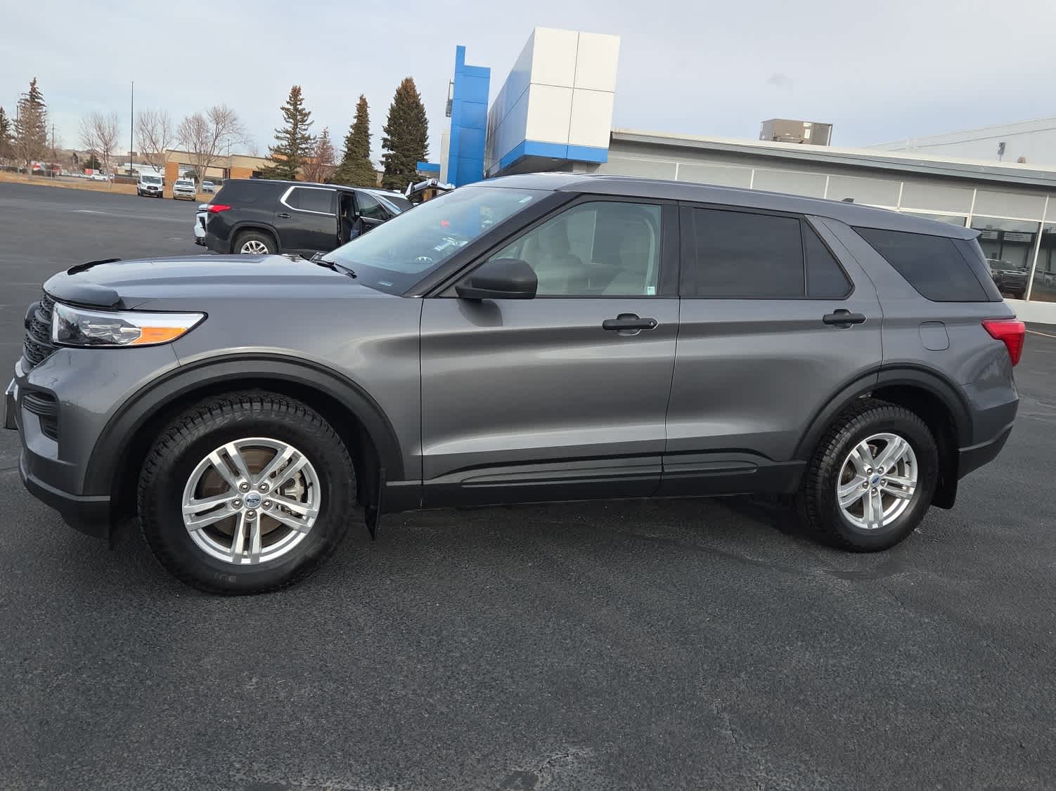 2023 Ford Explorer Base