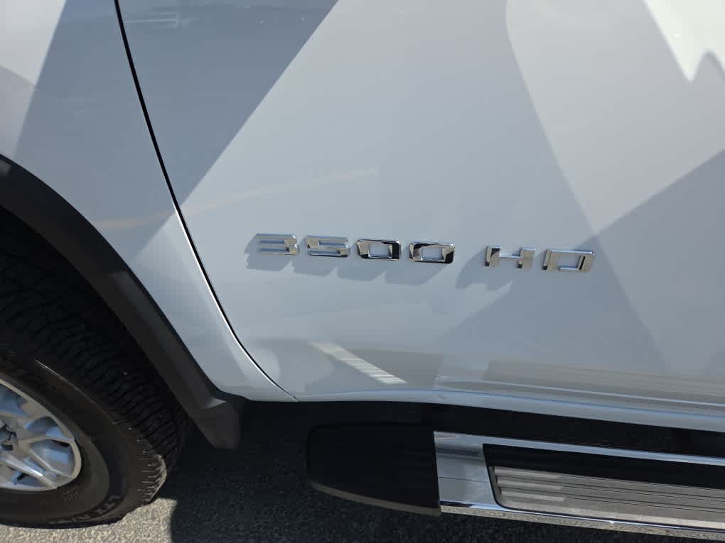 2025 Chevrolet Silverado 3500 HD LTZ