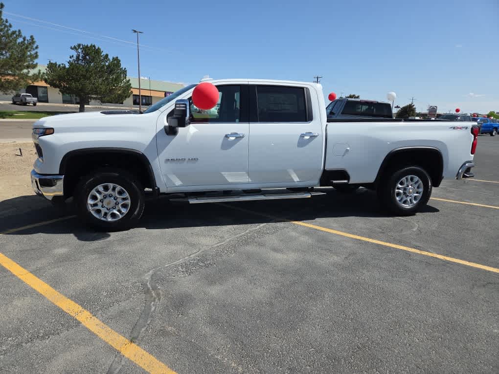 2025 Chevrolet Silverado 3500 HD LTZ