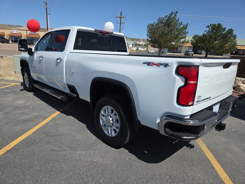 2025 Chevrolet Silverado 3500 HD LTZ