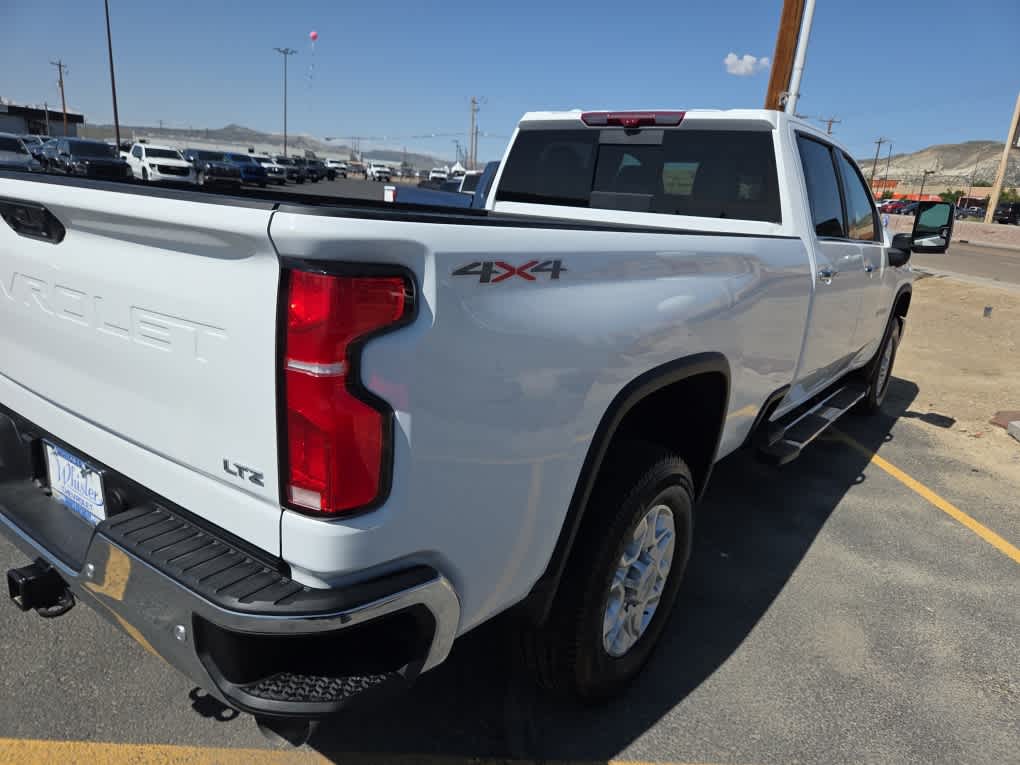 2025 Chevrolet Silverado 3500 HD LTZ