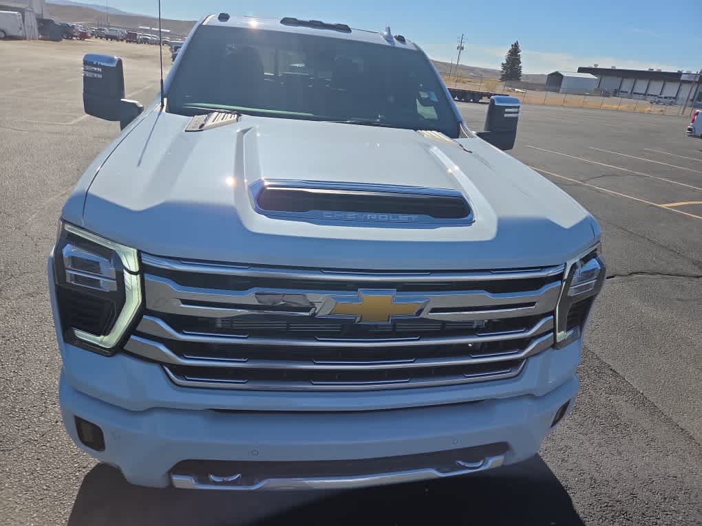 2026 Chevrolet Silverado 3500 HD High Country DRW