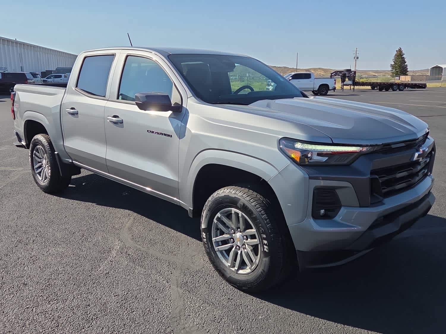 2025 Chevrolet Colorado WT/LT