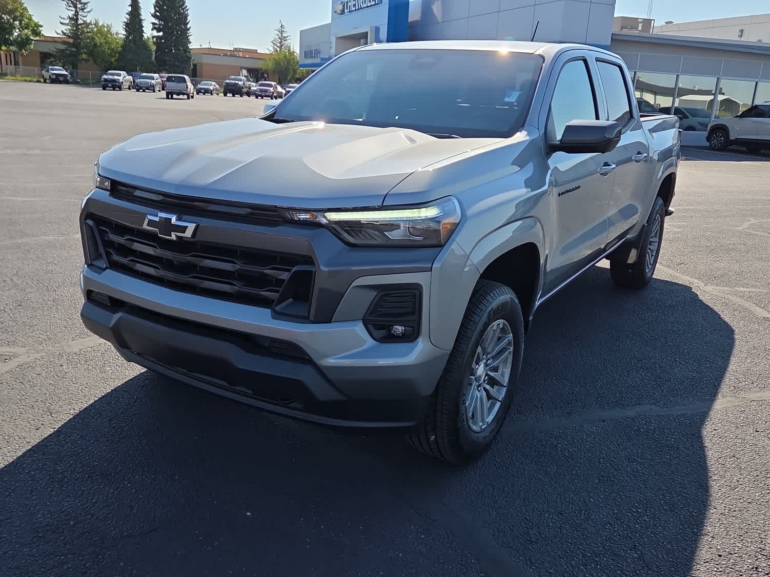 2025 Chevrolet Colorado WT/LT