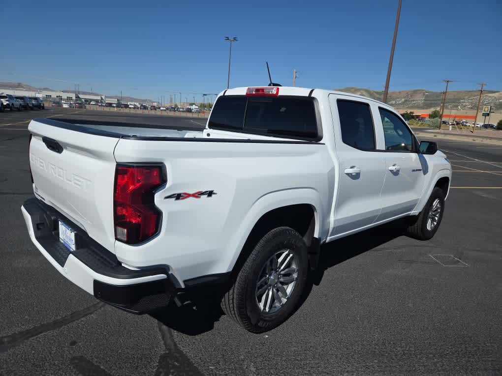 2025 Chevrolet Colorado WT/LT