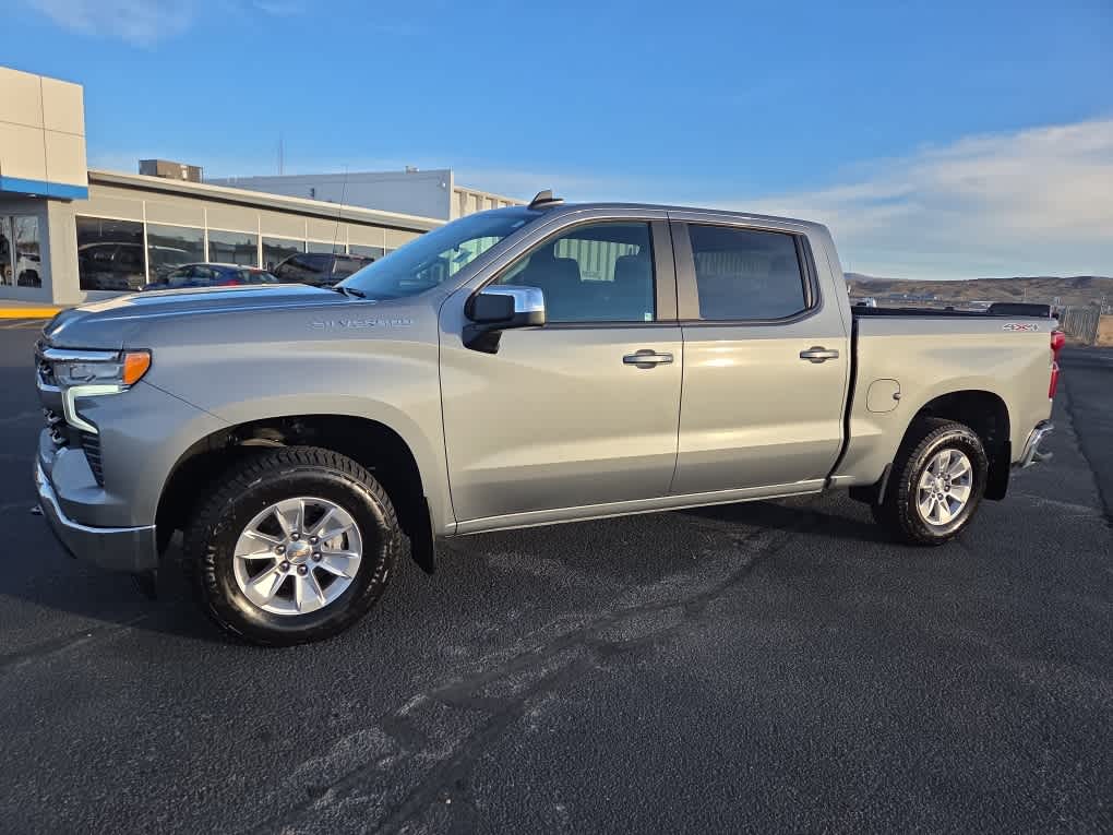 2025 Chevrolet Silverado 1500 LT