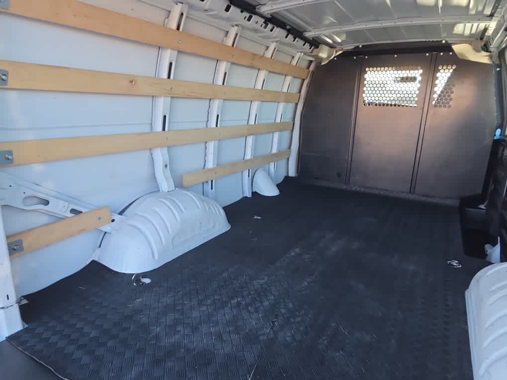 2024 Chevrolet Express Cargo 2500 WT