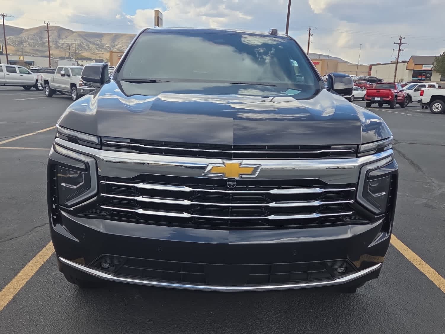 2026 Chevrolet Suburban LT - Photo 25