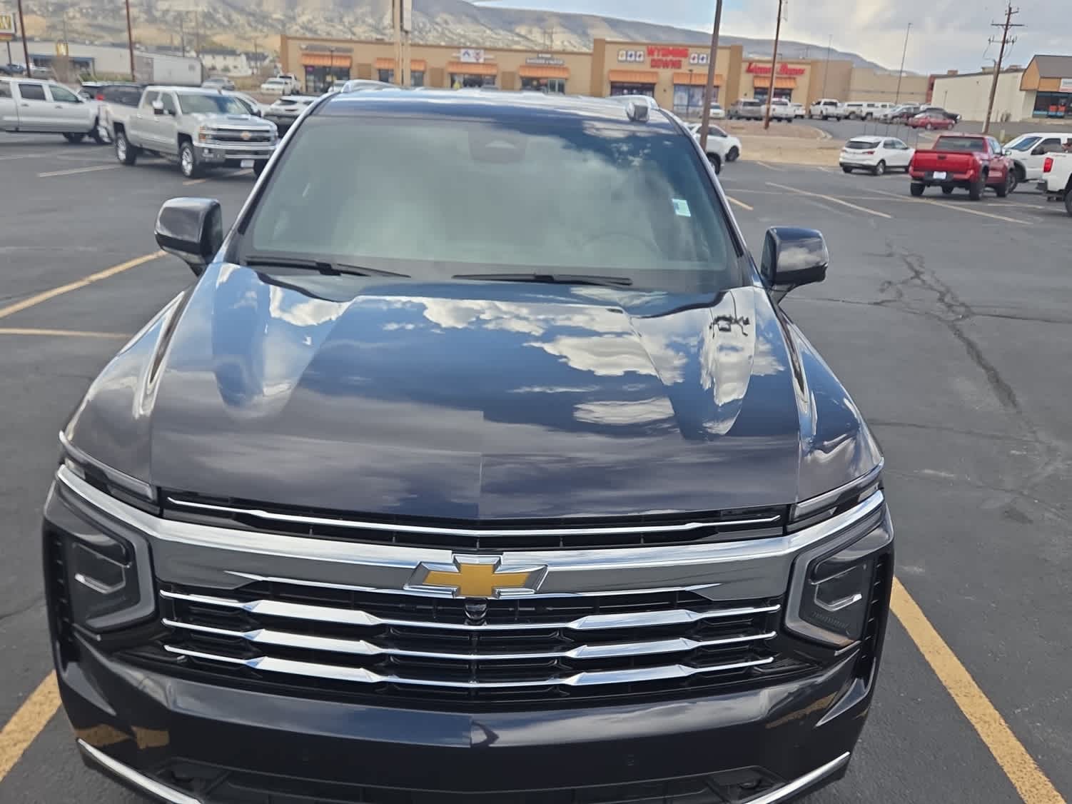 2026 Chevrolet Suburban LT - Photo 29