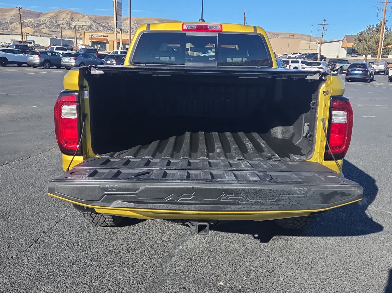 2023 GMC Canyon AT4X