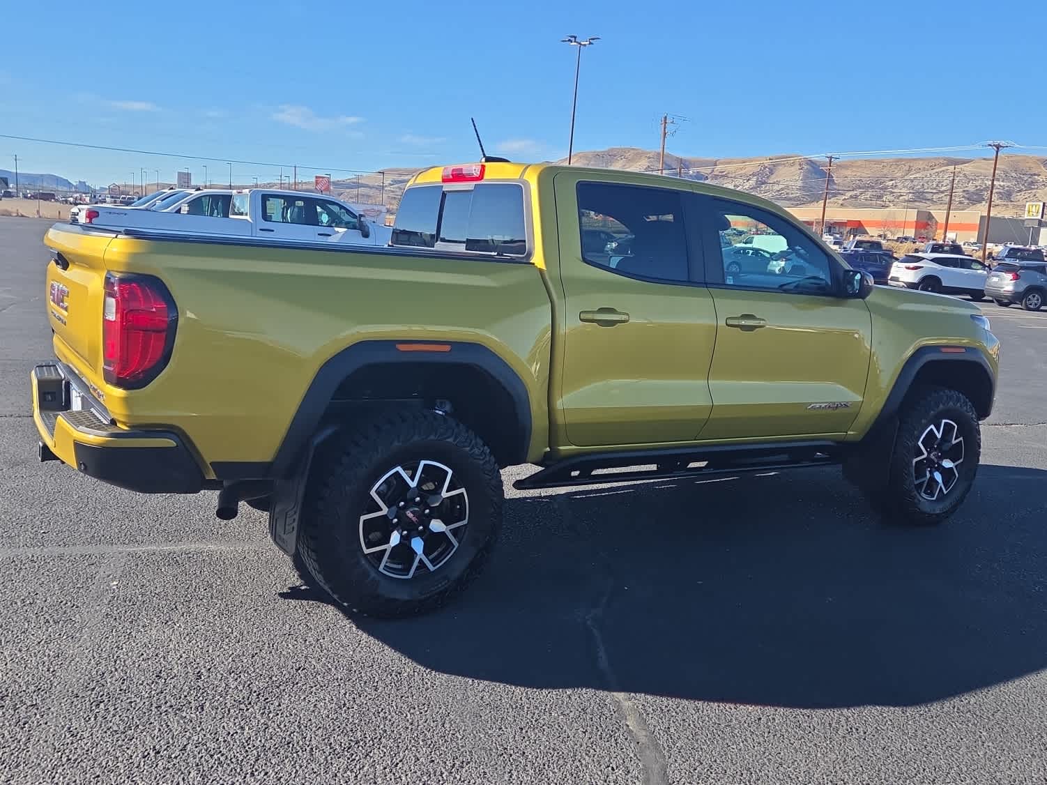 2023 GMC Canyon AT4X