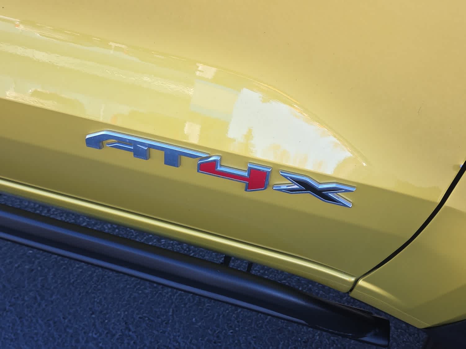 2023 GMC Canyon AT4X