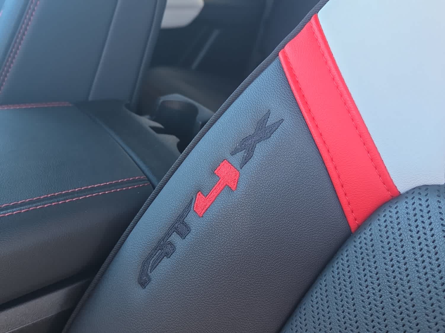 2023 GMC Canyon AT4X