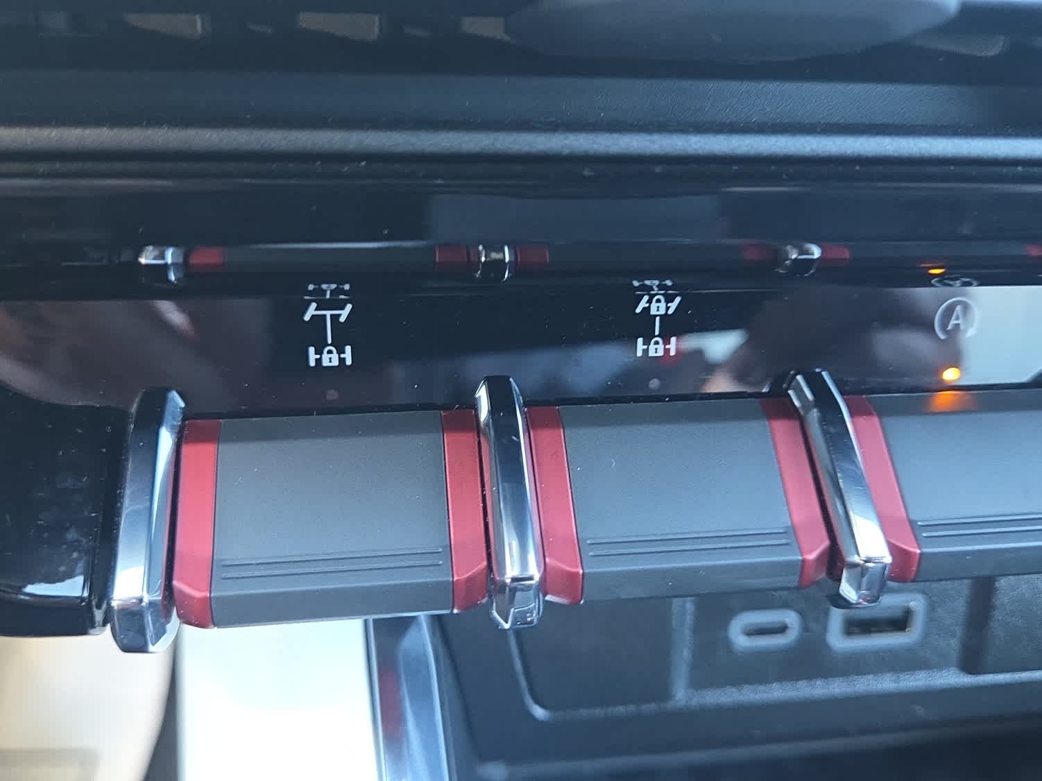 2023 GMC Canyon AT4X