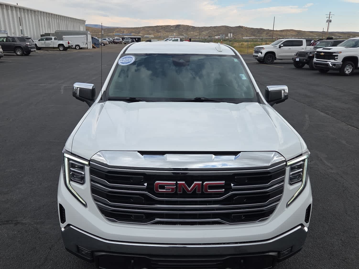 2024 GMC Sierra 1500 SLT