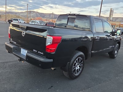 2020 Nissan TITAN Crew Cab SV 4x4