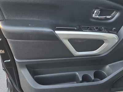 2020 Nissan TITAN Crew Cab SV 4x4