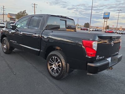 2020 Nissan TITAN Crew Cab SV 4x4