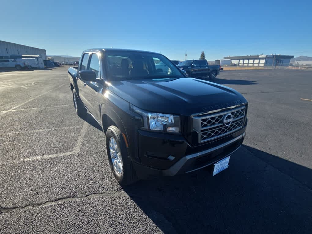 2023 Nissan Frontier Crew Cab SV 4x4
