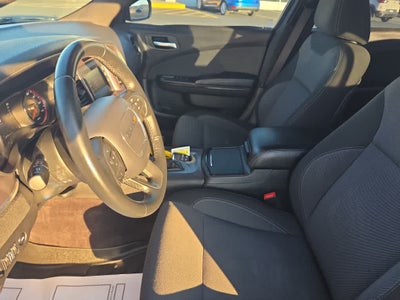 2017 Dodge Charger SE RWD