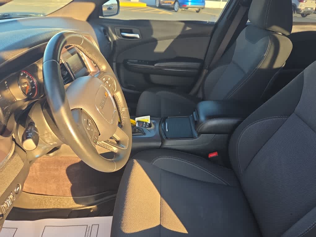 2017 Dodge Charger SE RWD