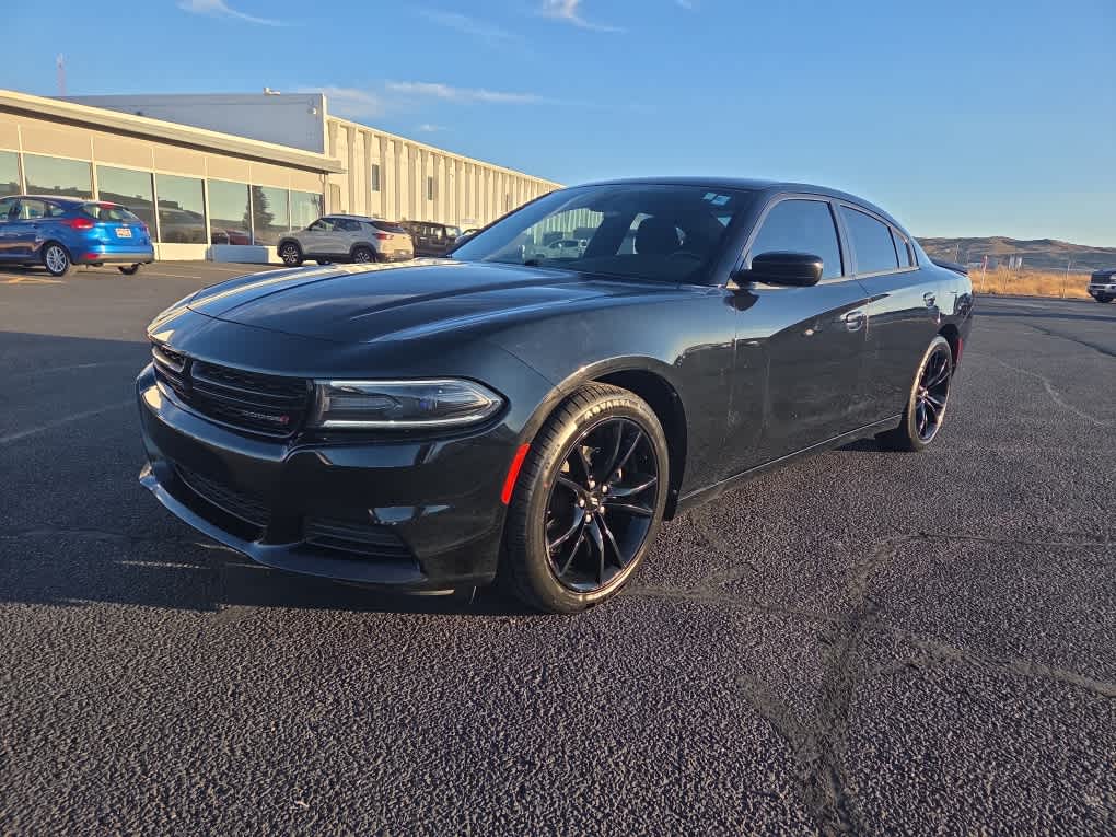 2017 Dodge Charger SE RWD
