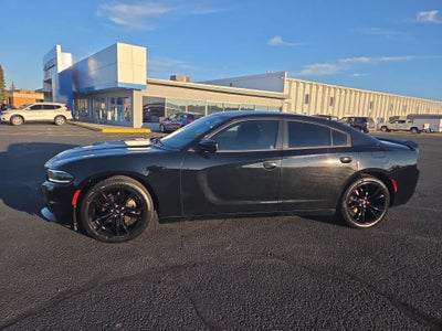 2017 Dodge Charger SE RWD