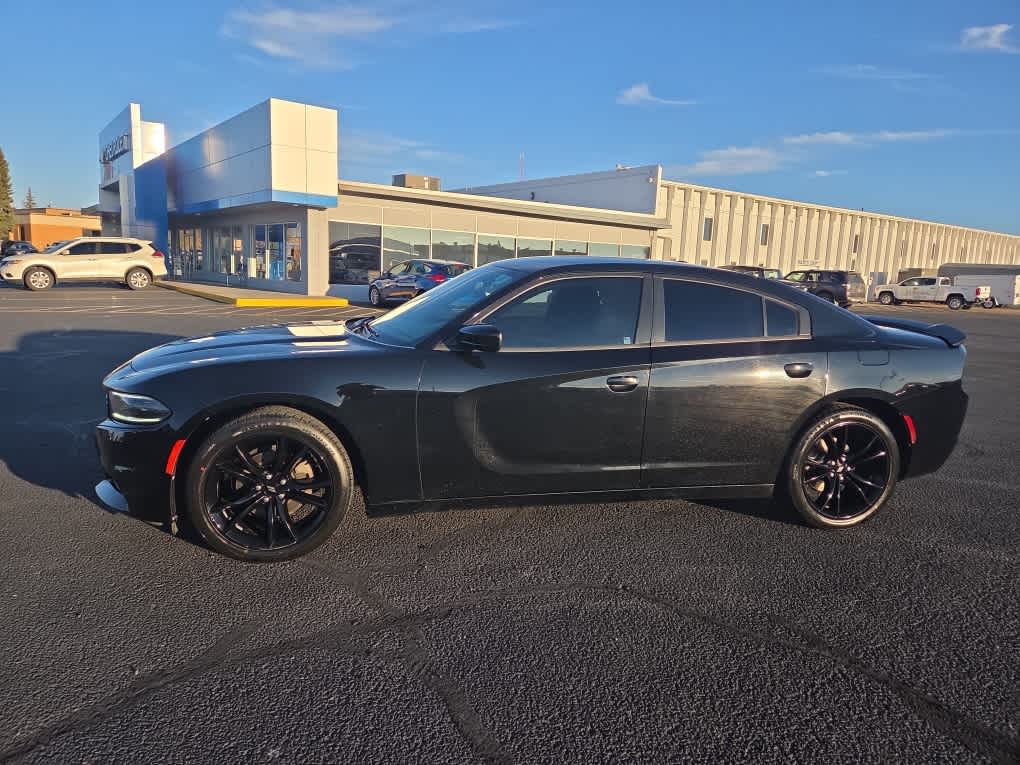 2017 Dodge Charger SE RWD