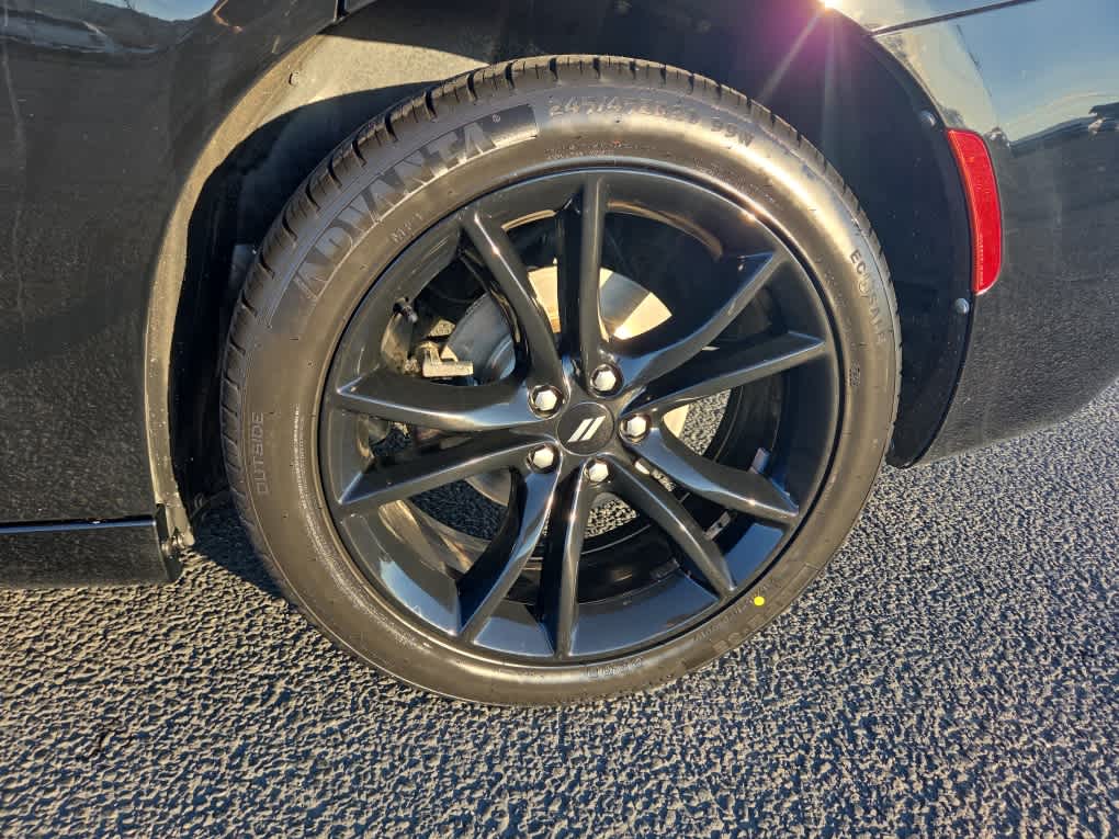 2017 Dodge Charger SE RWD