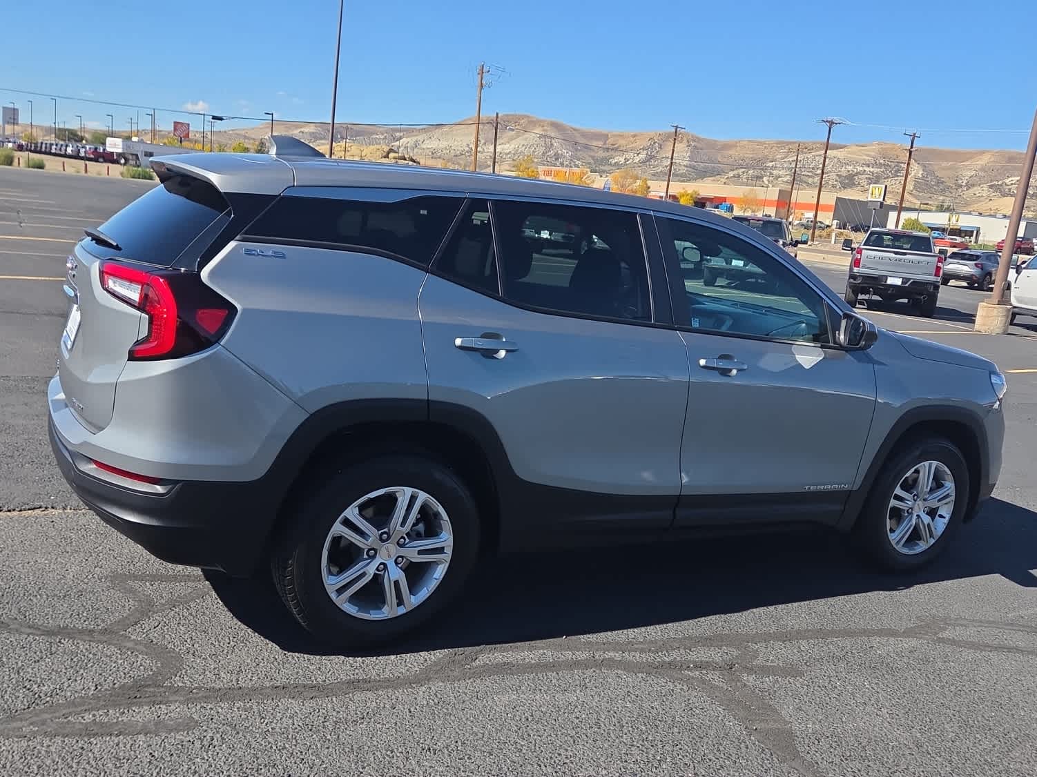 2024 GMC Terrain SLE