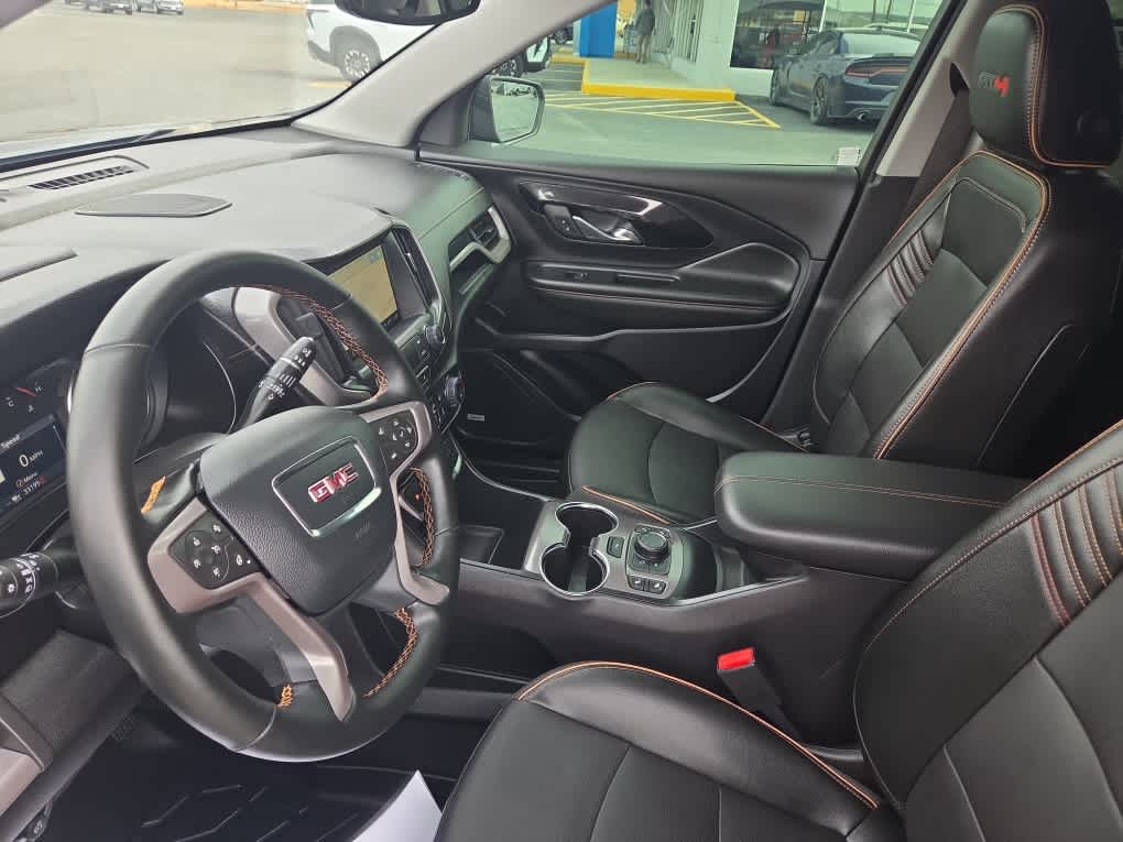 2024 GMC Terrain AT4