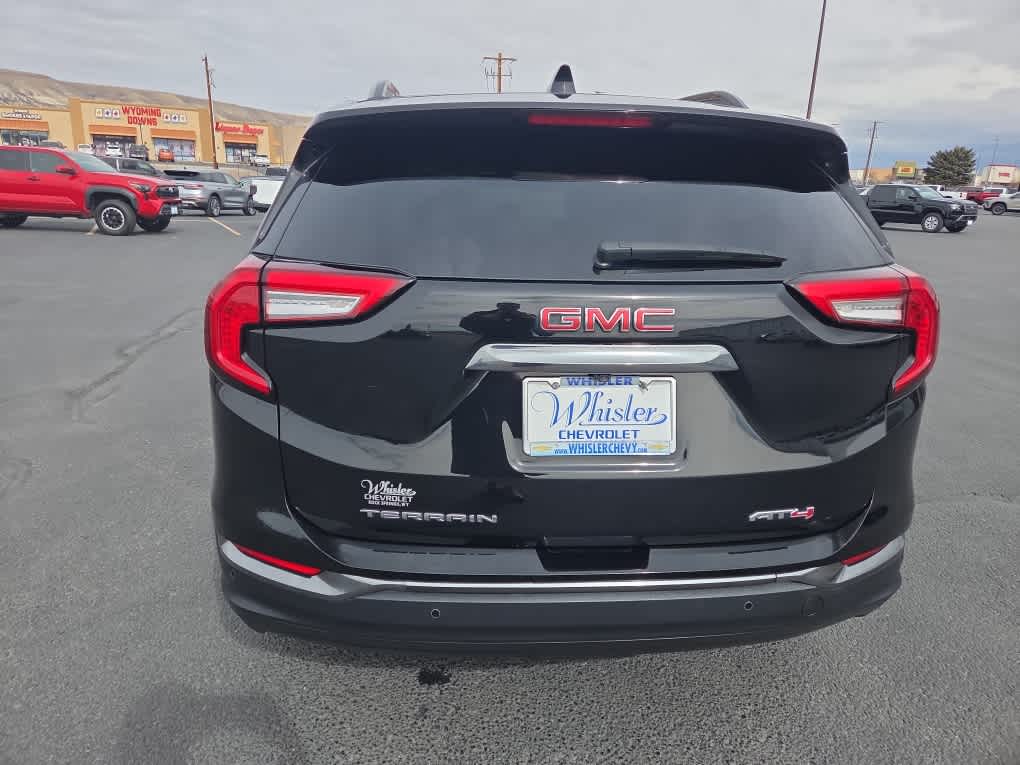 2024 GMC Terrain AT4