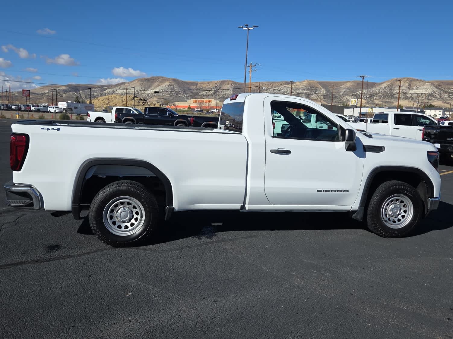 2023 GMC Sierra 1500 Pro