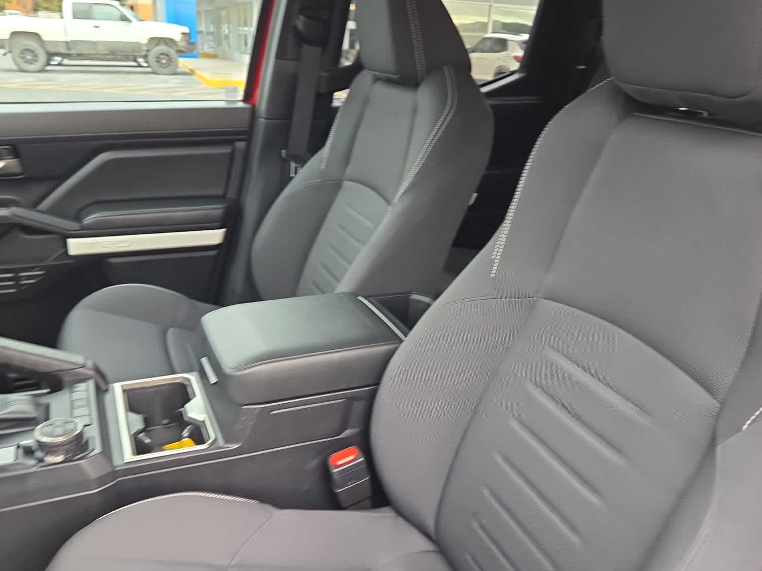 2024 Toyota Tacoma 4WD SR5