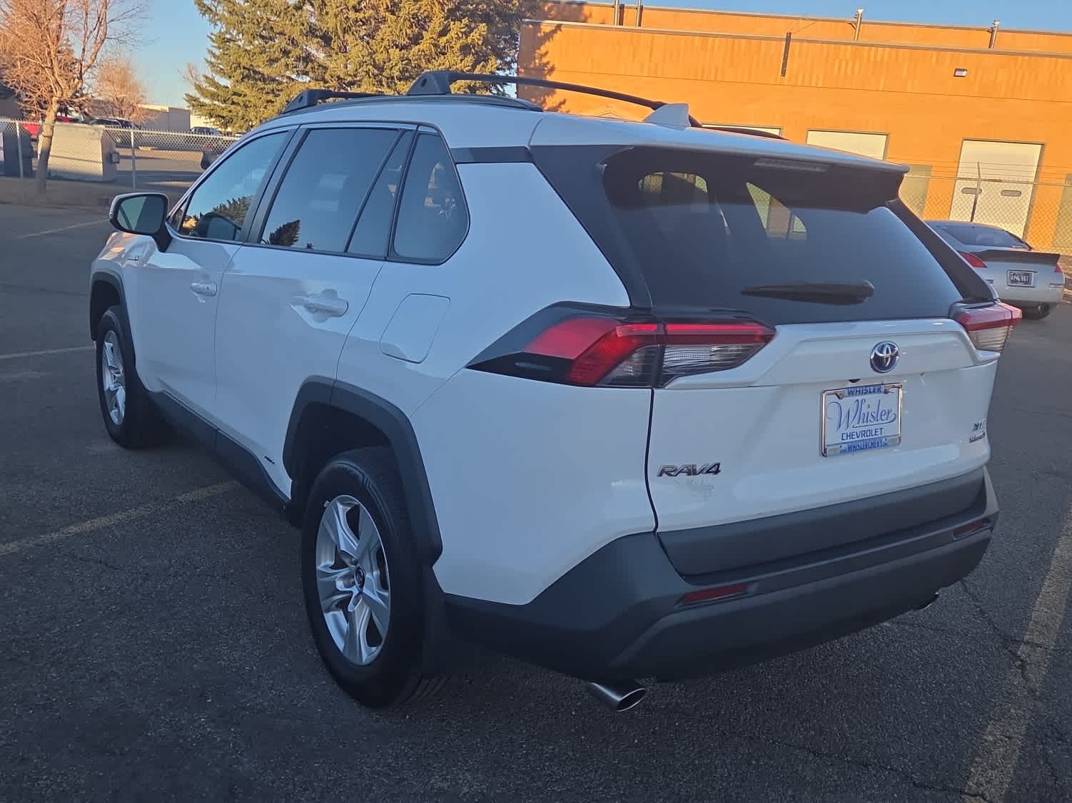 2020 Toyota RAV4 Hybrid XLE