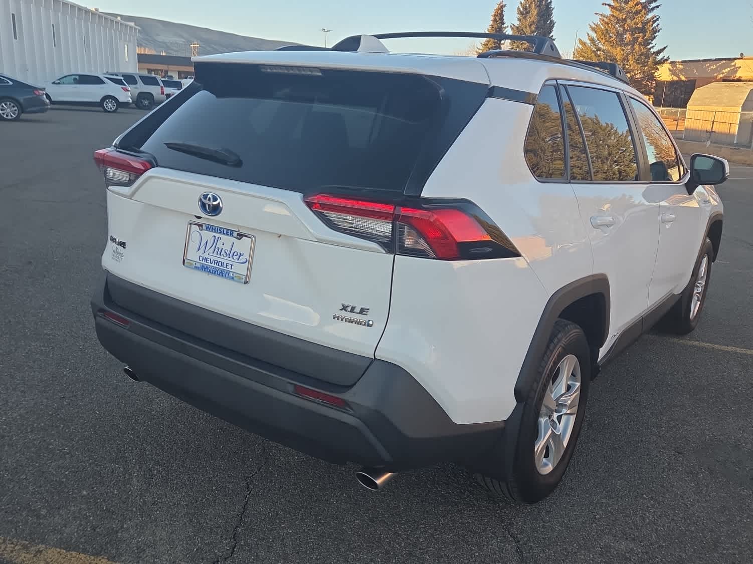 2020 Toyota RAV4 Hybrid XLE