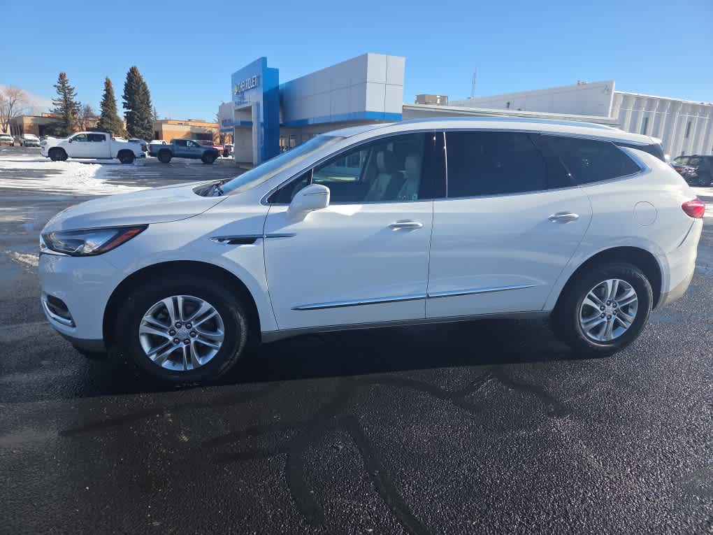 2020 Buick Enclave Essence