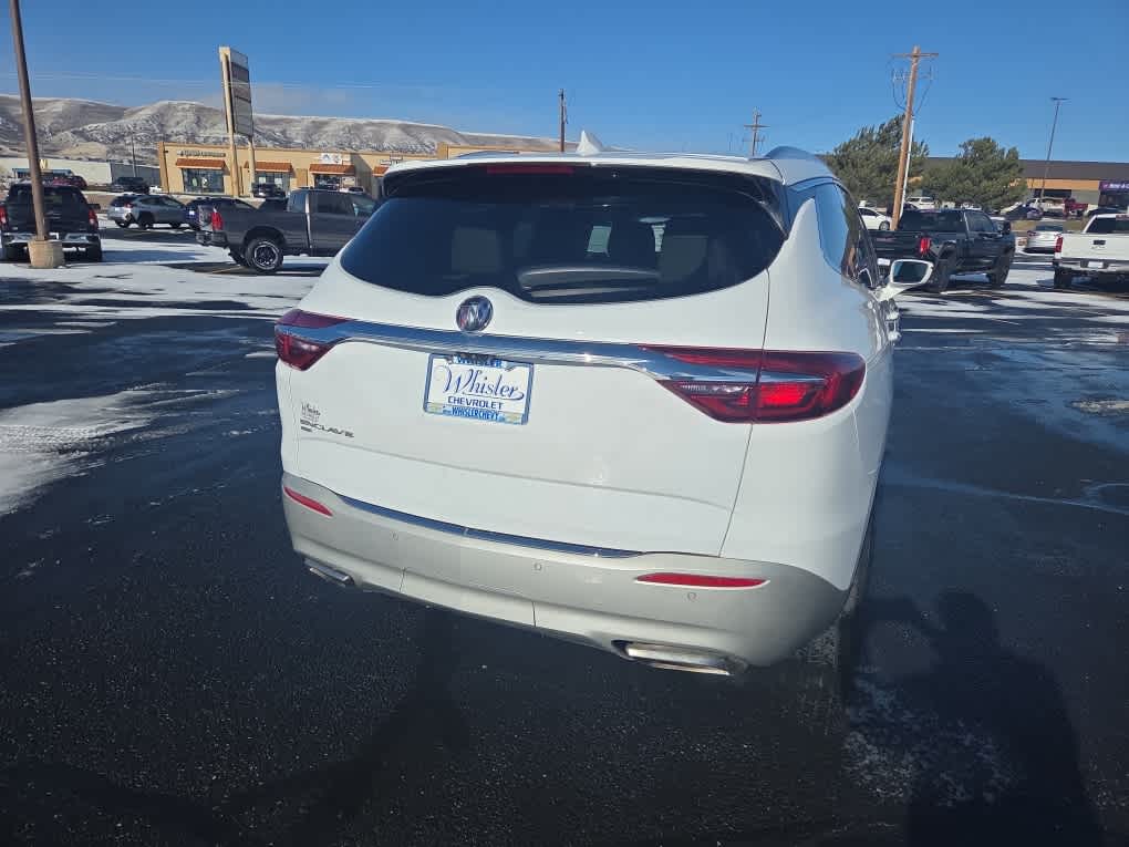 2020 Buick Enclave Essence