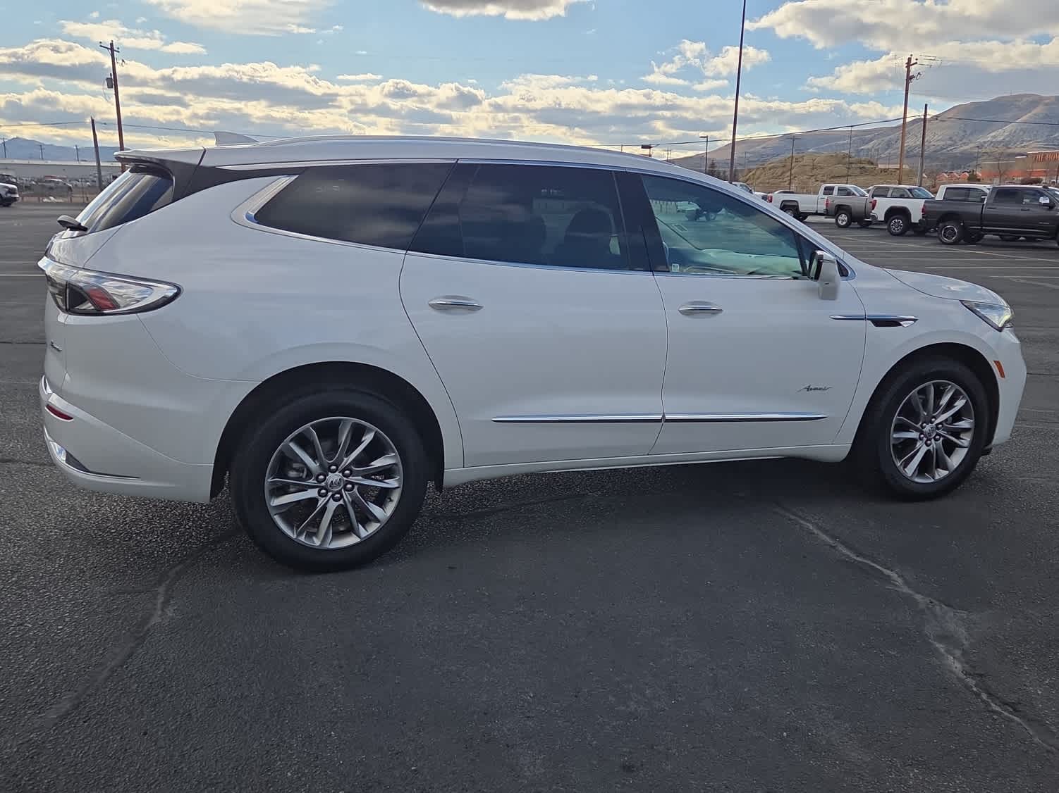 2024 Buick Enclave Avenir