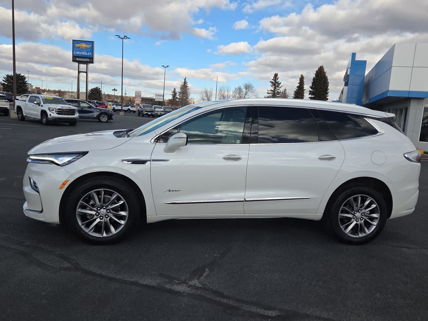 2024 Buick Enclave Avenir