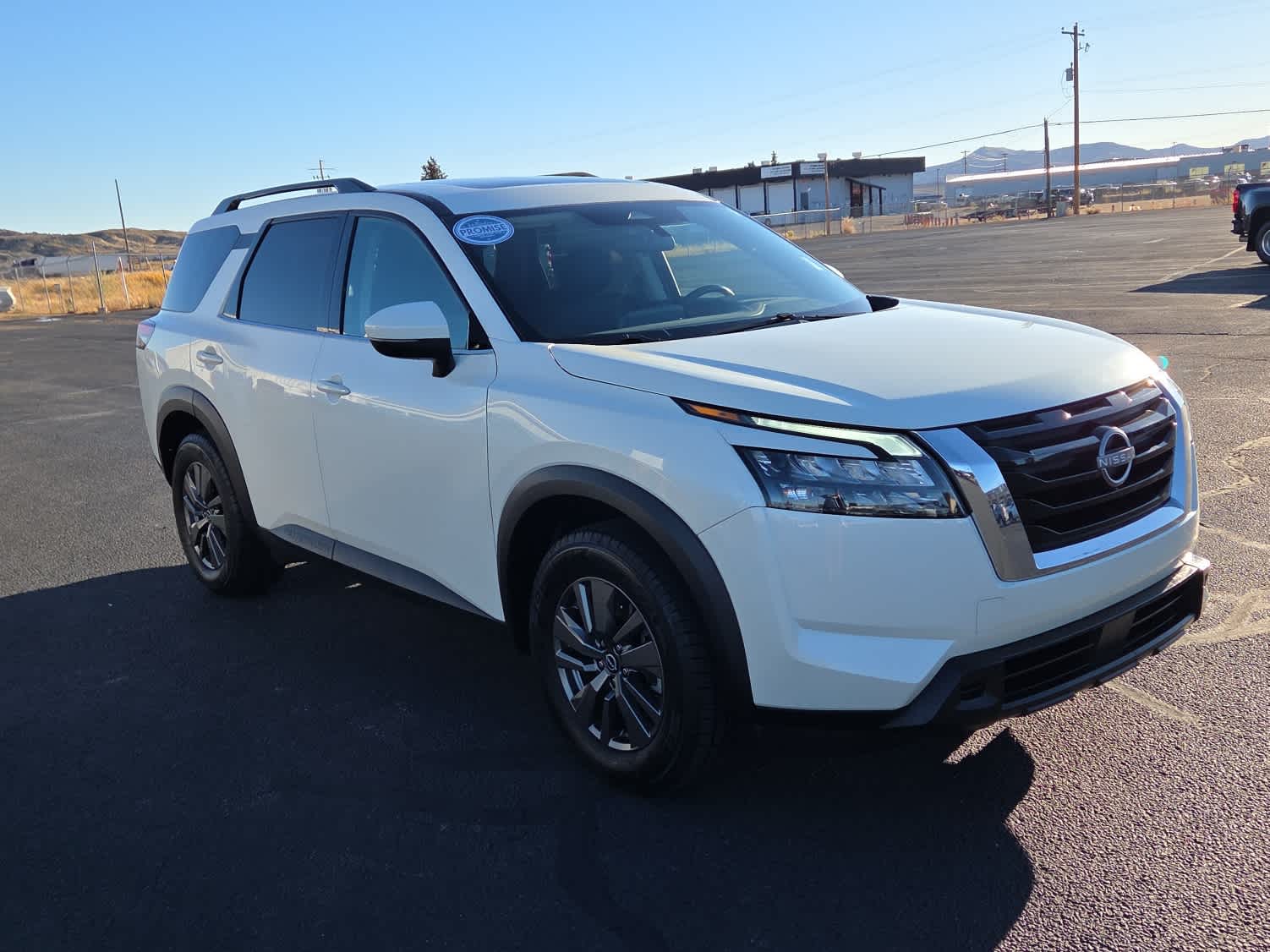 2024 Nissan Pathfinder SV 4WD