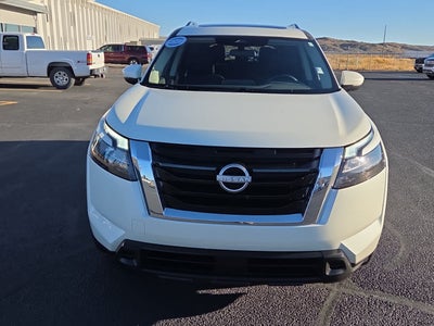 2024 Nissan Pathfinder SV 4WD