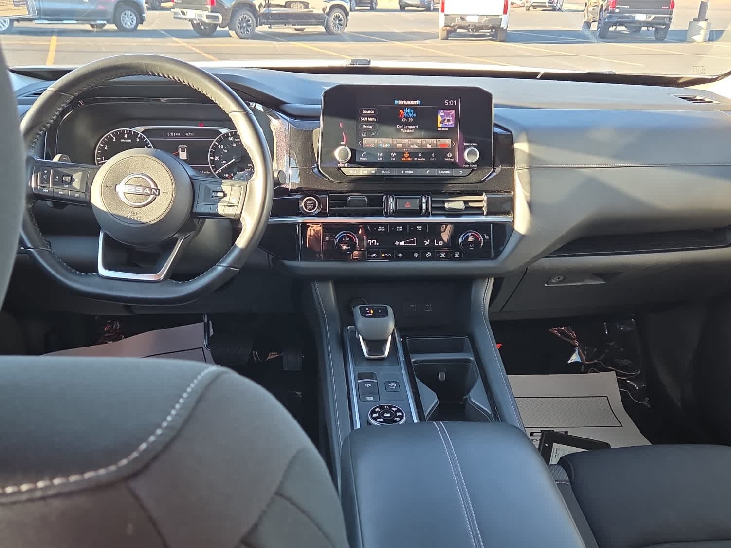 2024 Nissan Pathfinder SV 4WD