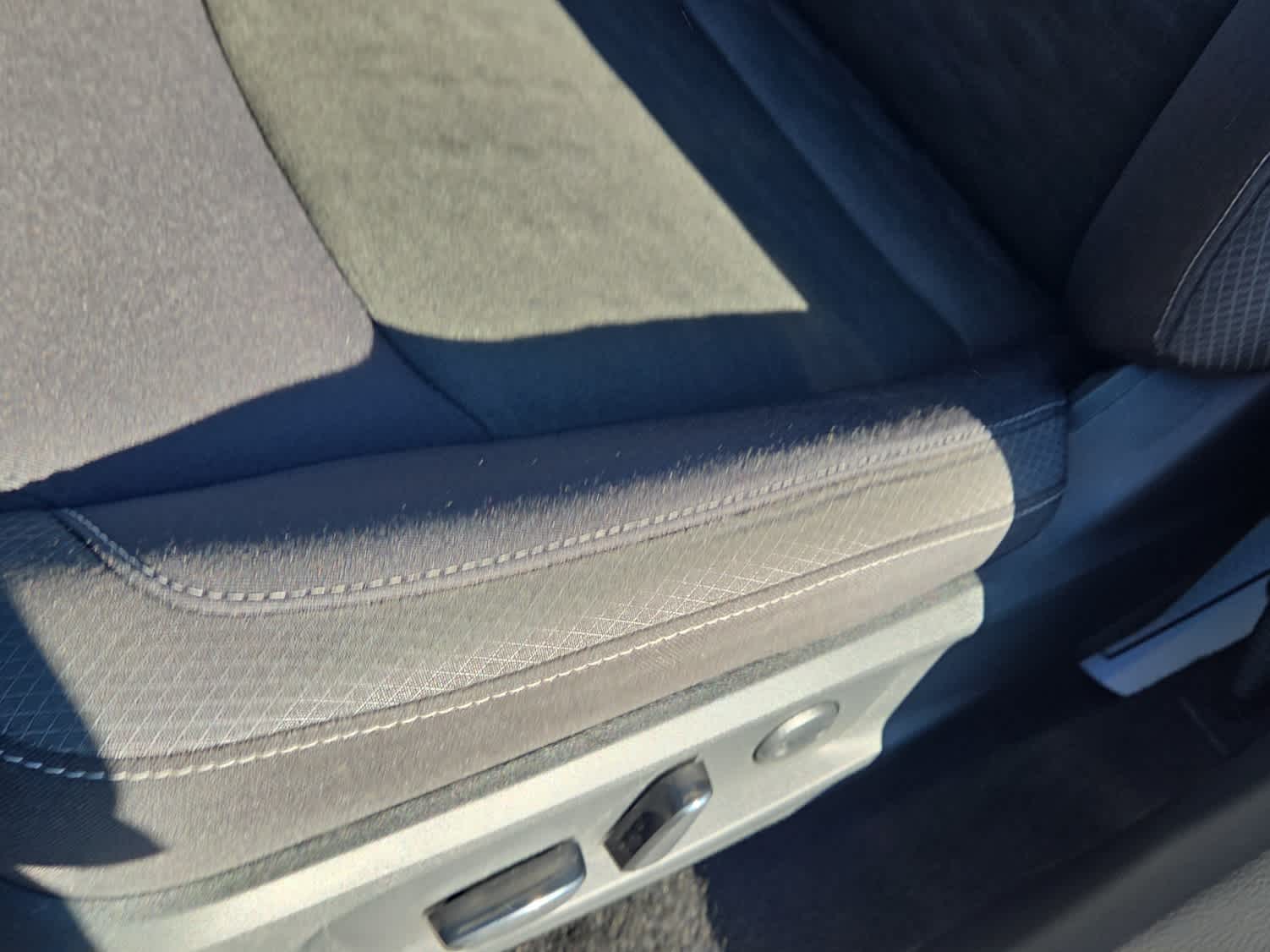 2024 Nissan Pathfinder SV 4WD