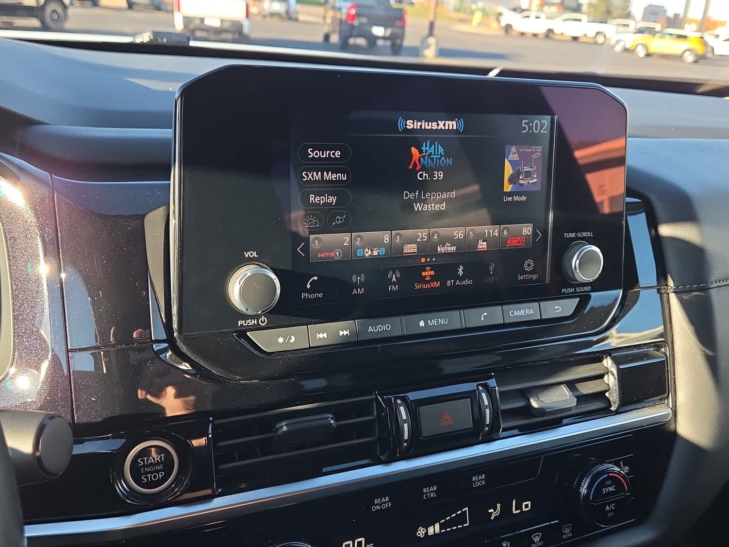 2024 Nissan Pathfinder SV 4WD