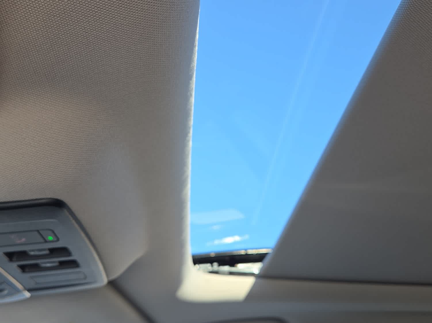 2024 Nissan Pathfinder SV 4WD