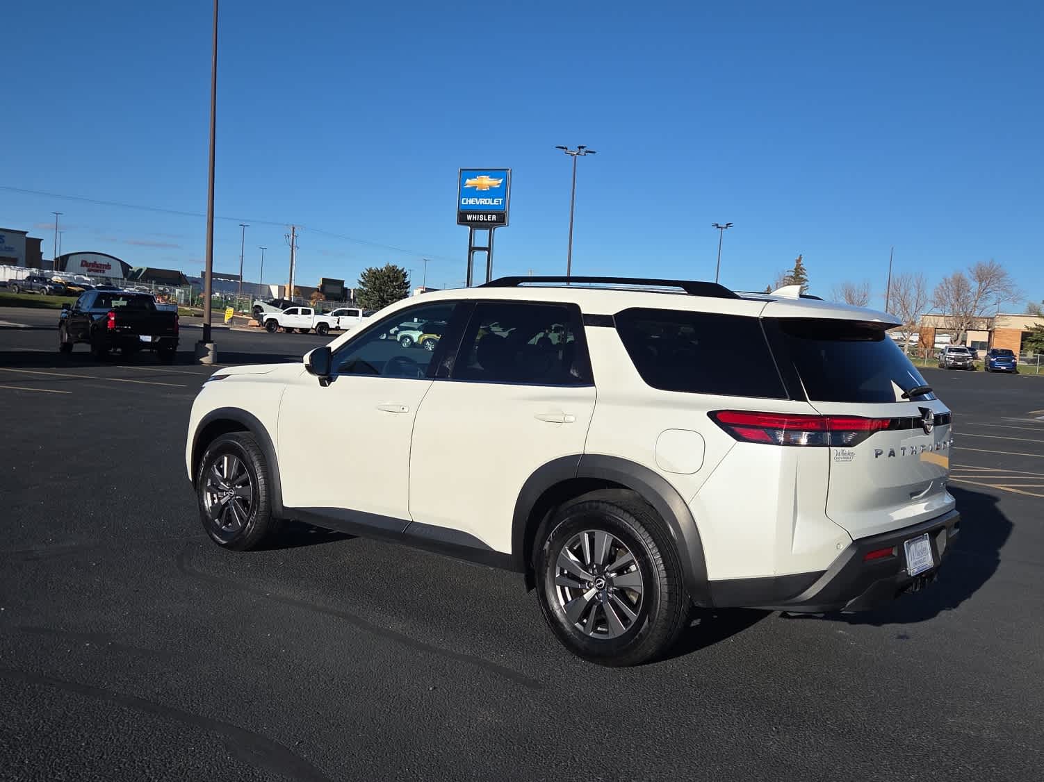 2024 Nissan Pathfinder SV 4WD