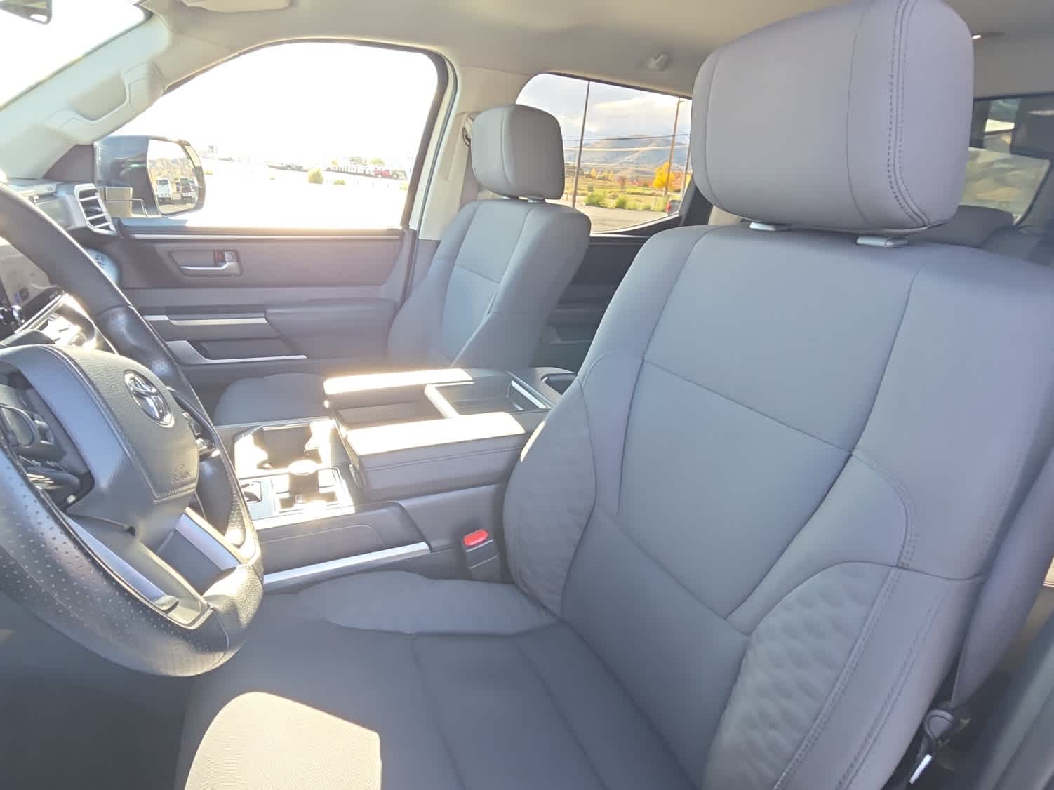 2024 Toyota Tundra 4WD SR5