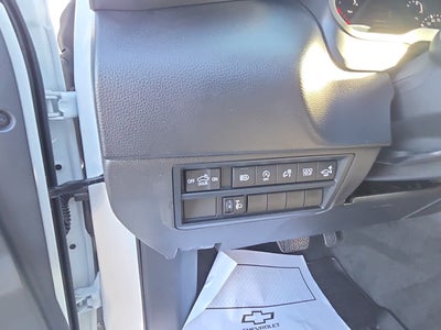 2024 Toyota Tundra 4WD SR5